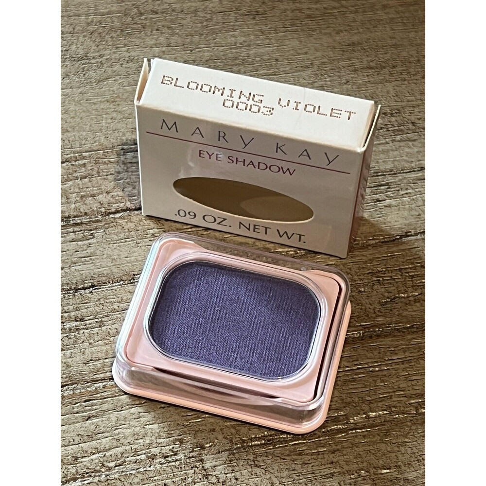 Mary Kay BLOOMING VIOLET0003 Powder Perfect Eye Color Eyeshadow Rectangle .09 oz